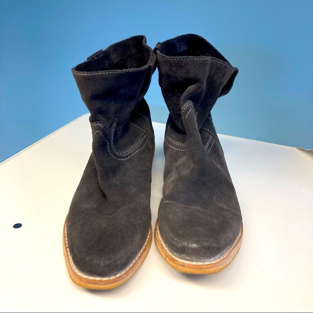 SAM EDELMAN Sz 8.5 Suede Western Style Stacked 1.5”  Heel Booties